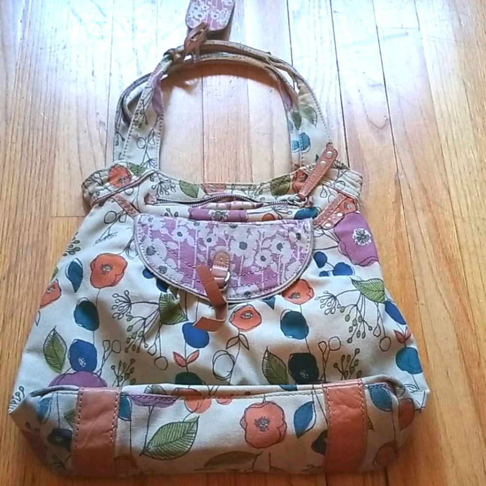 Fossil purse
